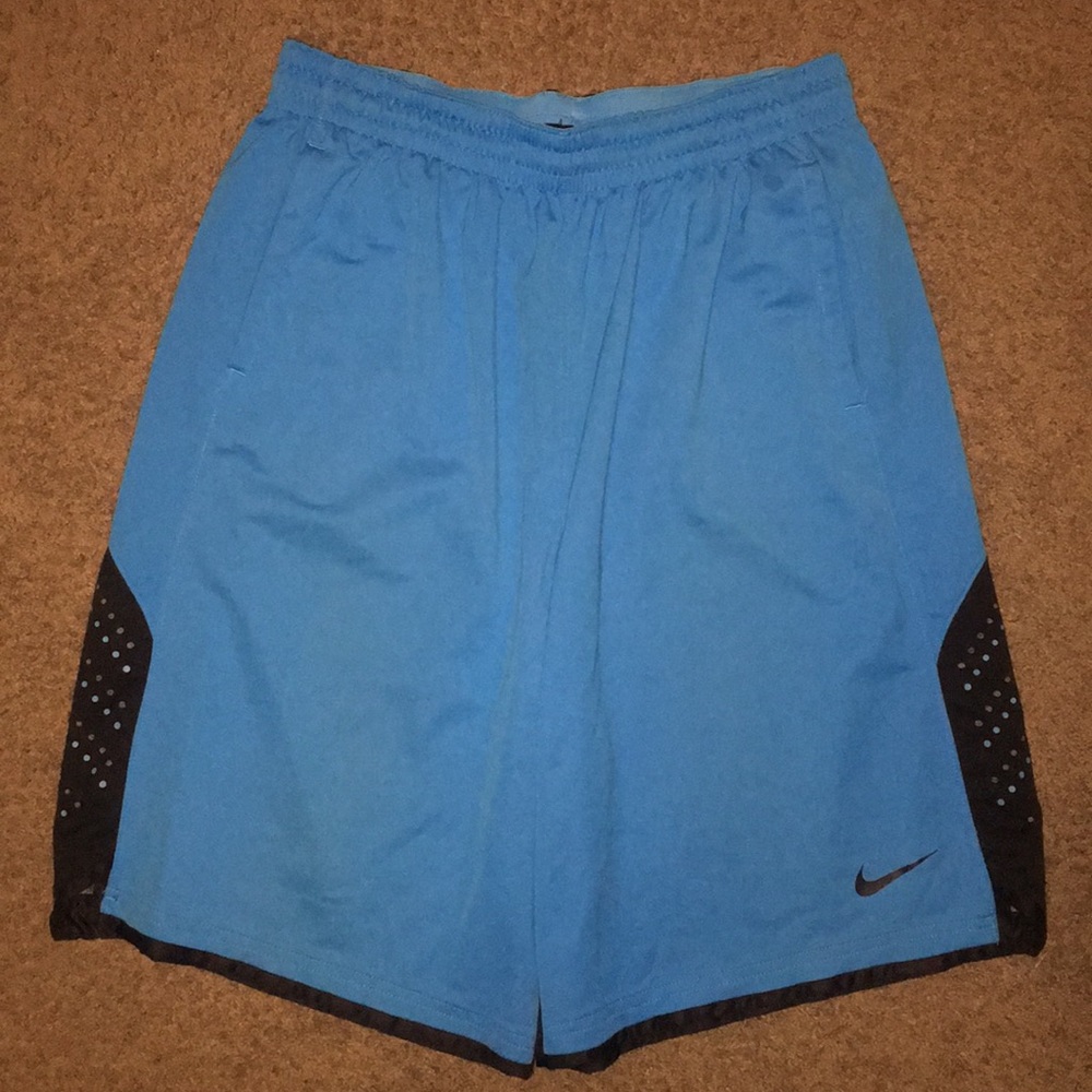 dri fit shorts with pockets
